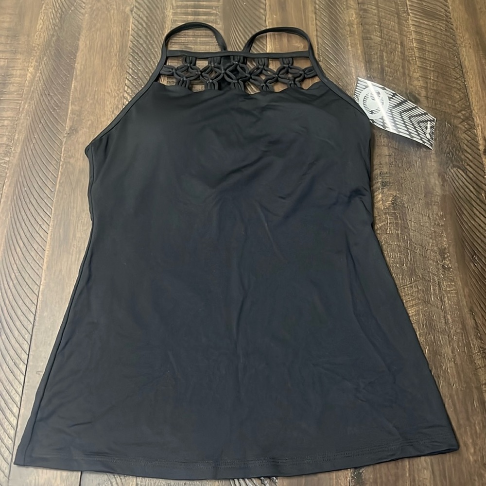 Covalent Active Wear Top